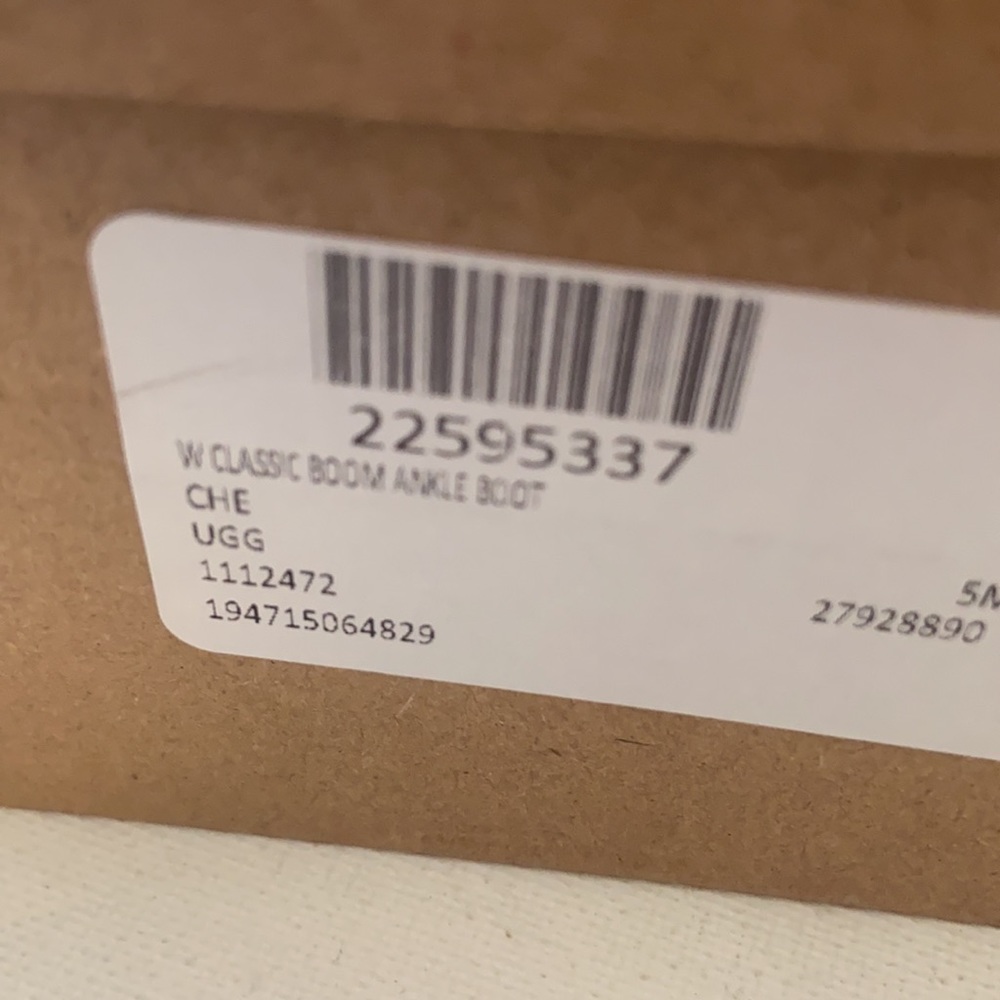UGG boots - Picture 12 of 13